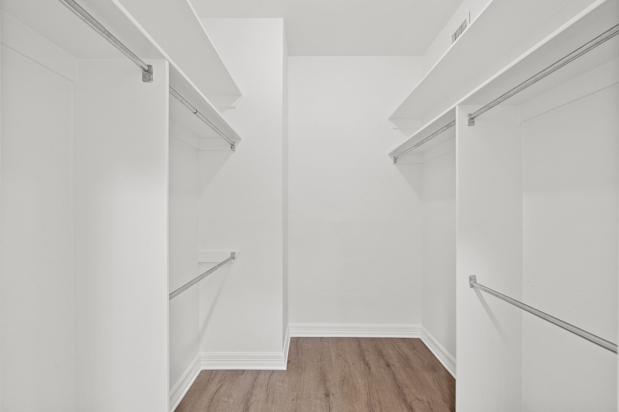 409 East 38th Street, Unit 101 Austin, TX 78705 - Photo 16 of 27 Primary bedrooms walk in closet.