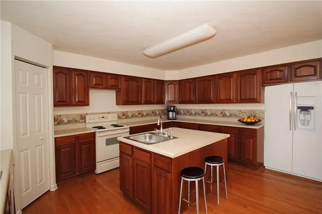 $429,900 | 407 Commodore Drive, McDonald, PA 15057