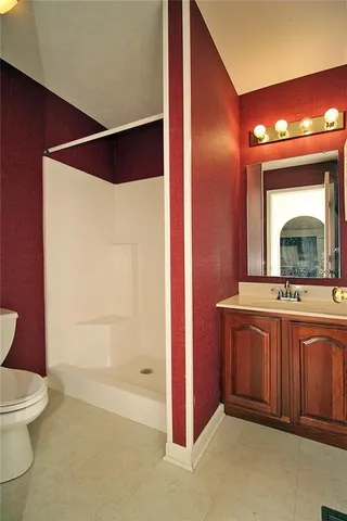 $429,900 | 407 Commodore Drive, McDonald, PA 15057