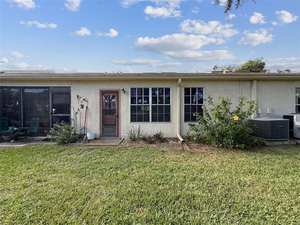 11403 Versailles Lane, Unit E Port Richey, FL 34668 - Photo 48 of 87
