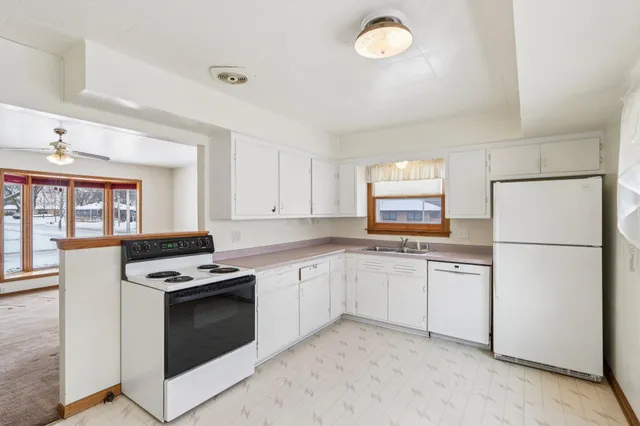 $252,500 | 3946 South 73rd Street, Milwaukee, WI 53220