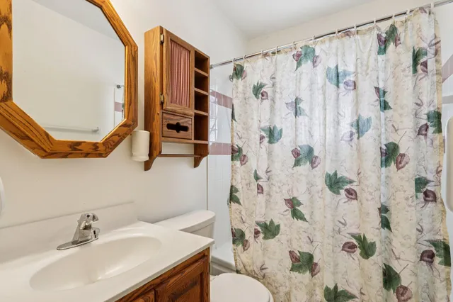 $252,500 | 3946 South 73rd Street, Milwaukee, WI 53220