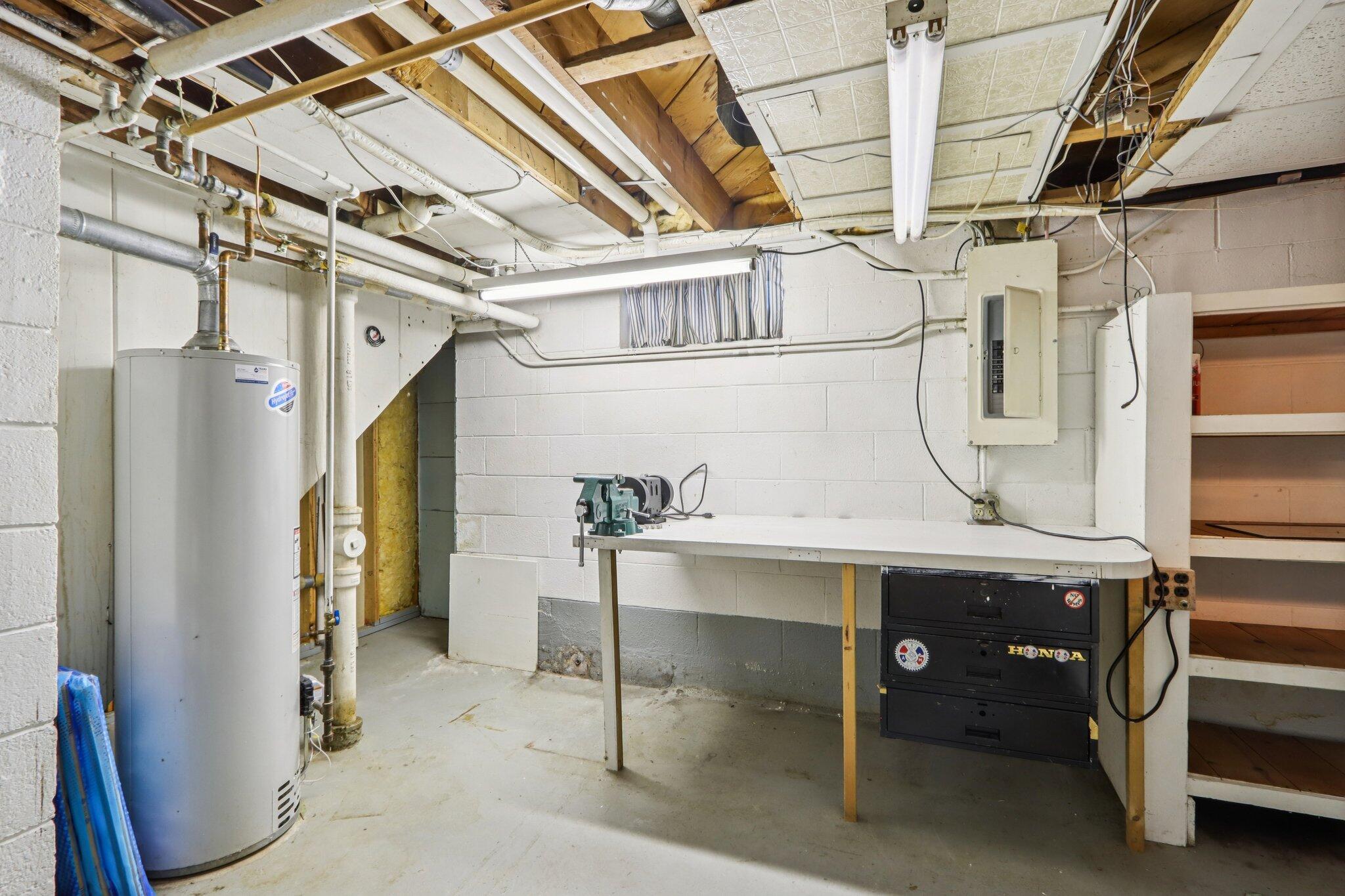 3946 South 73rd Street Milwaukee, WI 53220 - Photo 29 of 36 28-web-or-mls-S 73rd St-S2201-028