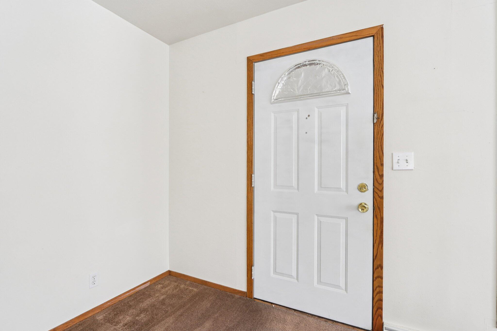 3946 South 73rd Street Milwaukee, WI 53220 - Photo 5 of 36 5-web-or-mls-S 73rd St-S2201-005