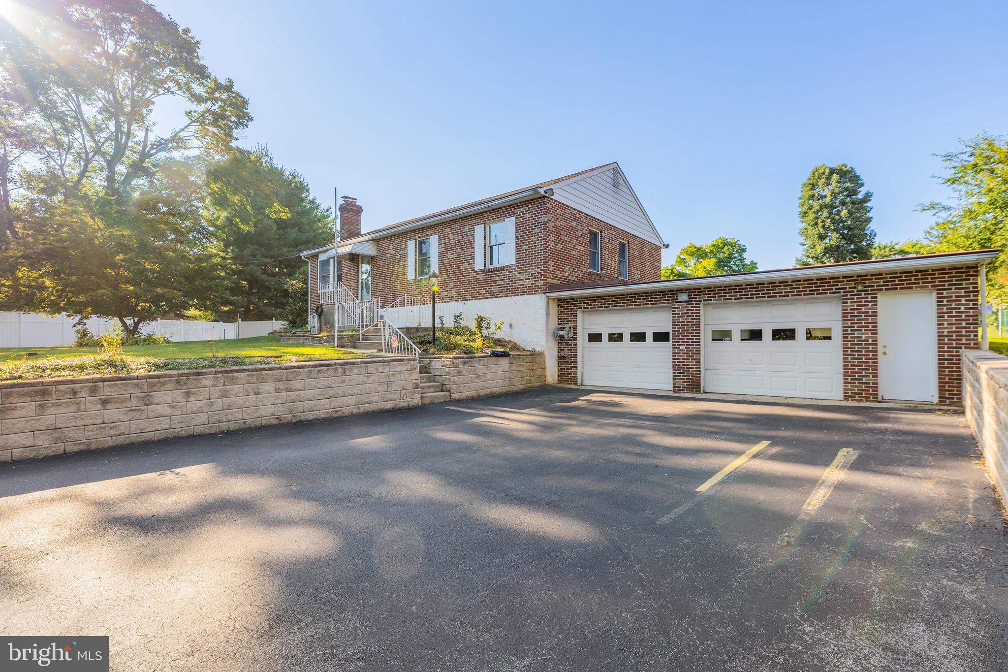 1121 Providence Road Springfield, PA 19064 - Photo 2 of 26