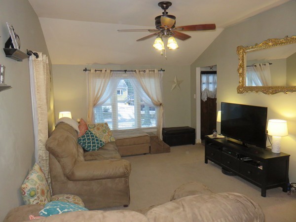 19 Parker Road Pembroke, MA 02359 - Photo 8 of 21 Gallery Image 8