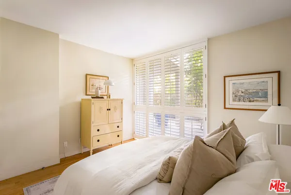 $850,000 | 4411 Los Feliz Boulevard, Unit 106, Los Angeles, CA 90027