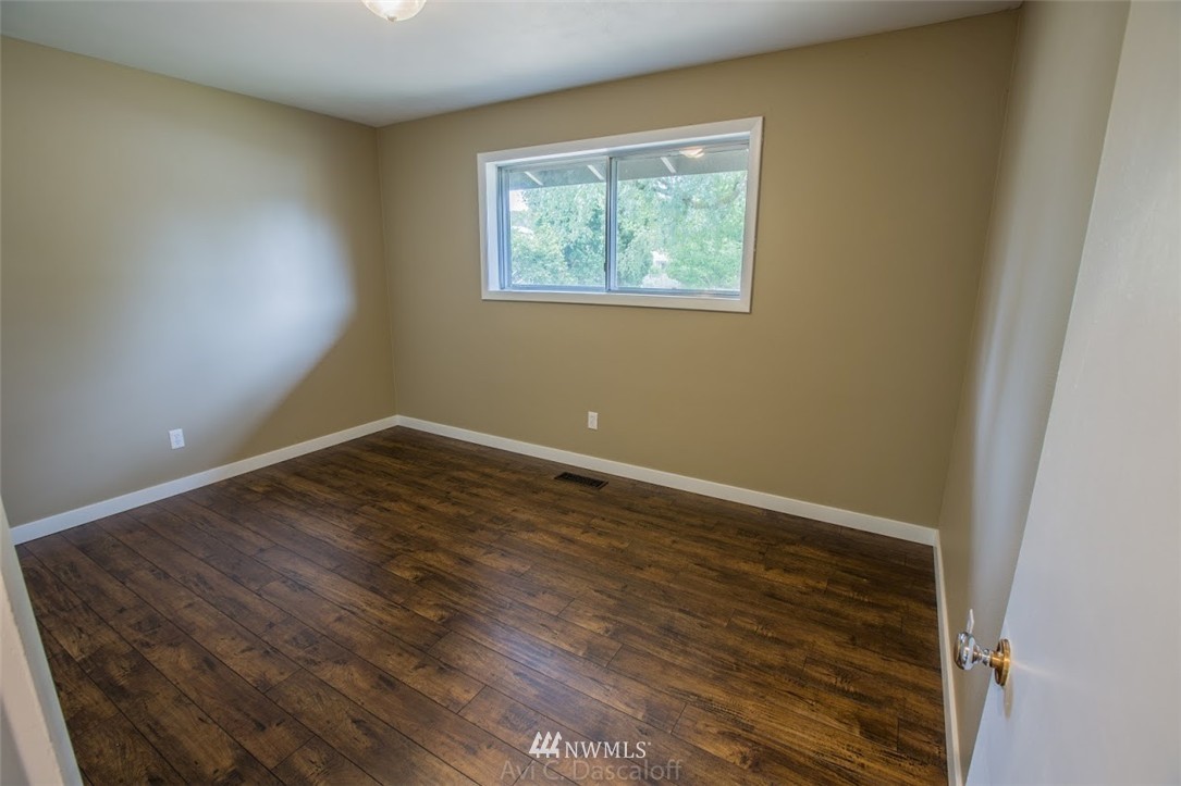 417 Waters Road Castle Rock, WA 98611 - Photo 11 of 18 Gallery Image 11