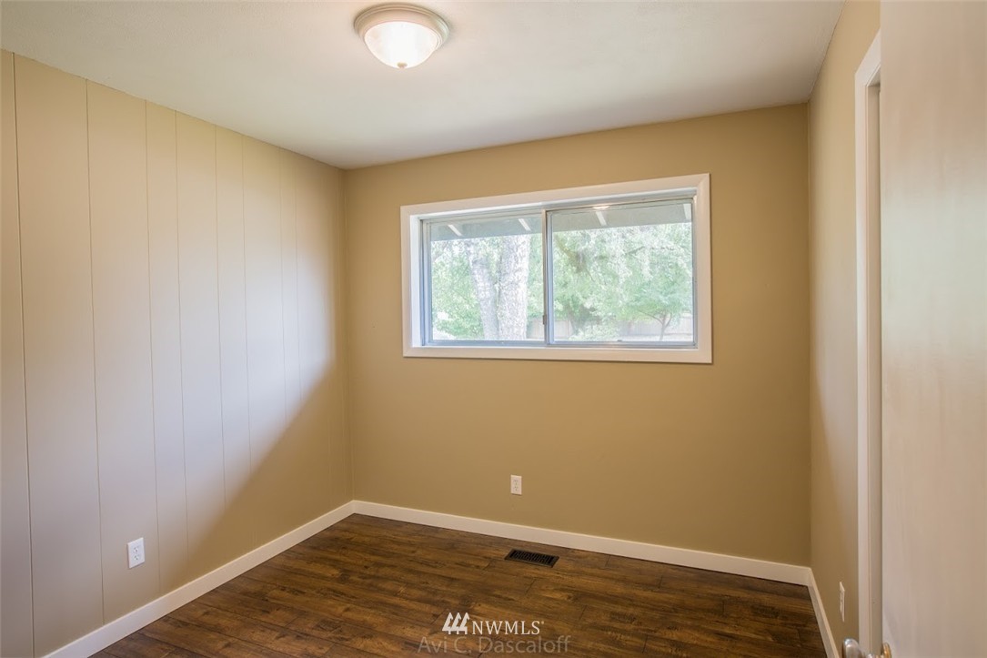 417 Waters Road Castle Rock, WA 98611 - Photo 12 of 18 Gallery Image 12