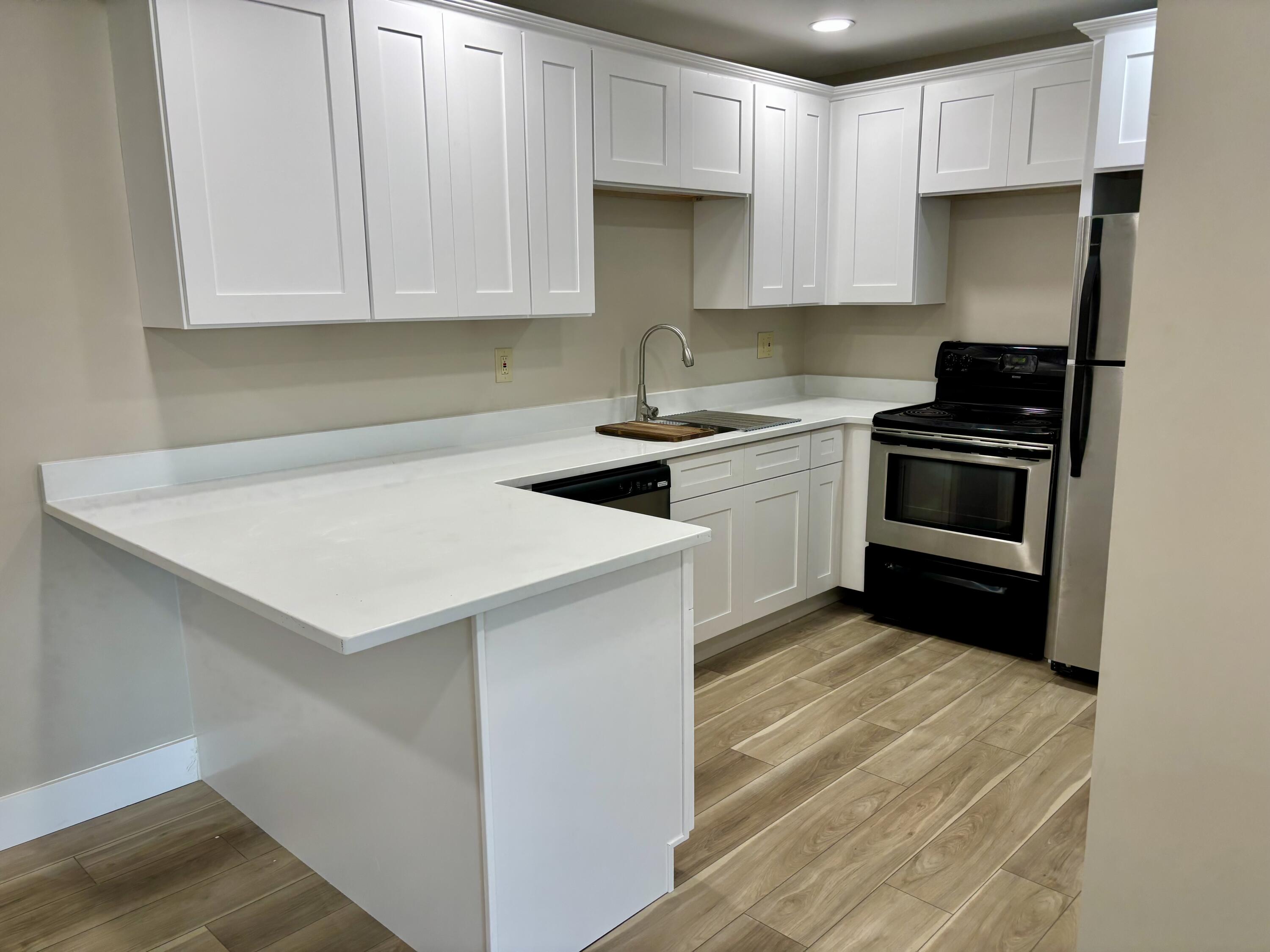 900 Mountain Creek Road, Unit 198 Chattanooga, TN 37405 - Photo 3 of 19 IMG_3677