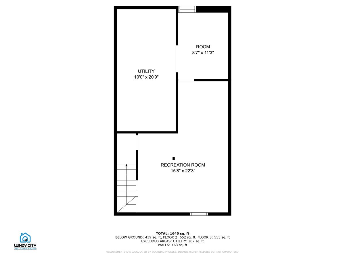 936 Cardiff Court Schaumburg, IL 60169 - Photo 28 of 35 a picture of a bench in front of a window