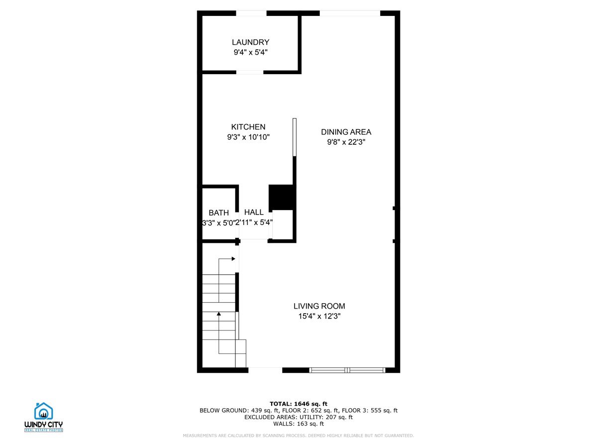 936 Cardiff Court Schaumburg, IL 60169 - Photo 33 of 35 a picture of a bench in front of a window
