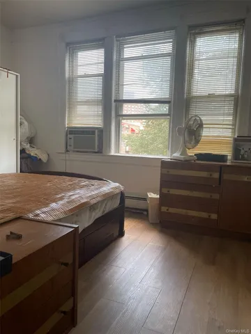 $879,990 | 97-07 55th Avenue | South Corona