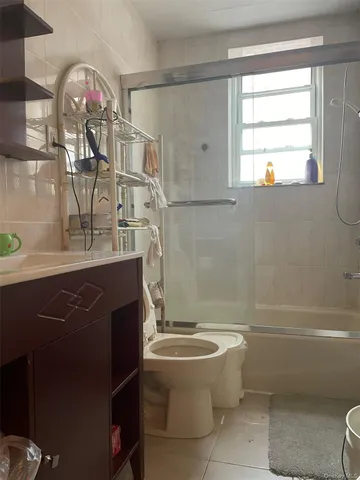 $879,990 | 97-07 55th Avenue | South Corona