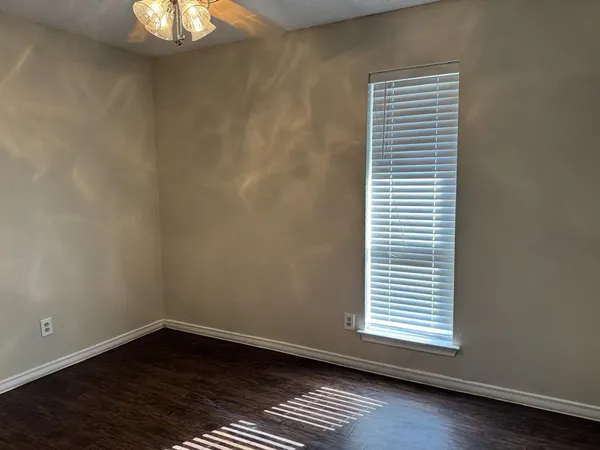 $2,150 | 705 Kingsbridge Drive, Garland, TX 75040