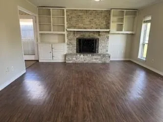 $2,150 | 705 Kingsbridge Drive, Garland, TX 75040