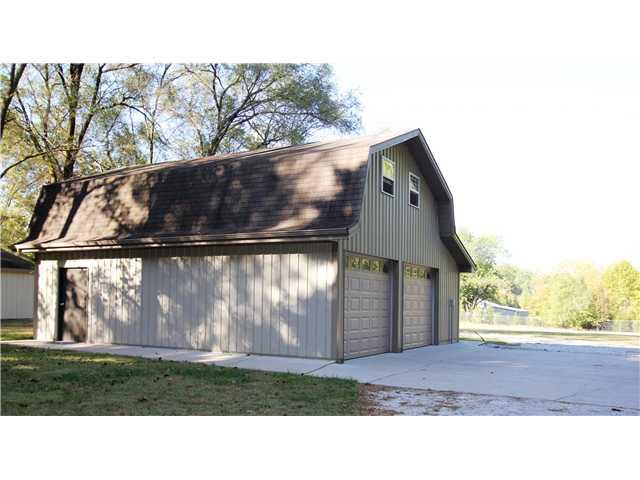 1830 Country Club Road Indianapolis, IN 46234 - Photo 19 of 24 Gallery Image 19