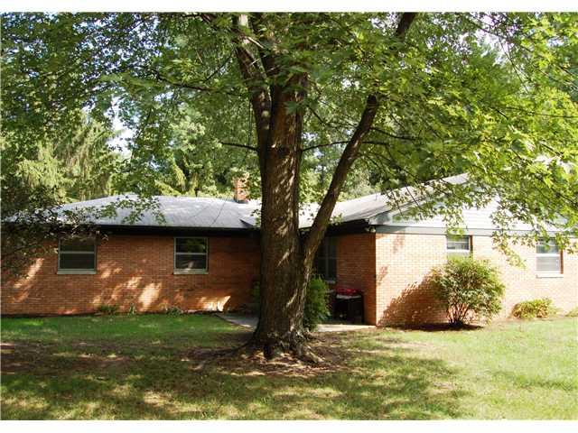 1830 Country Club Road Indianapolis, IN 46234 - Photo 5 of 24 Gallery Image 5