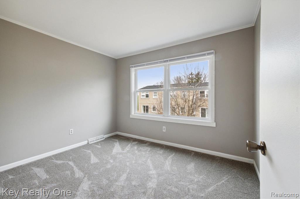 1122 Liberty Belle Court Rochester Hills, MI 48307 - Photo 20 of 28