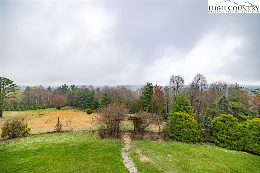 136 Woodcrest Road Glade Valley, NC 28627 - Photo 45 of 50 Gallery Image 45