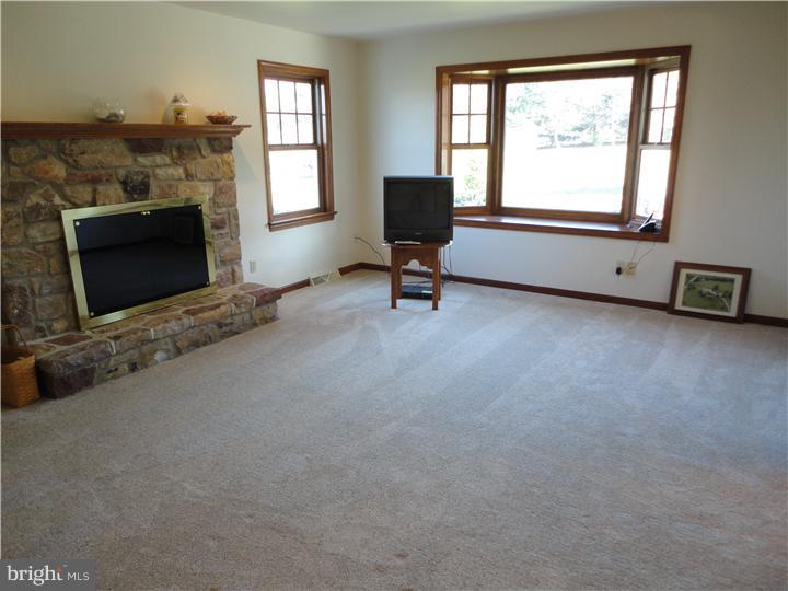 144 Lloyd Road West Grove, PA 19390 - Photo 9 of 23 Gallery Image 9