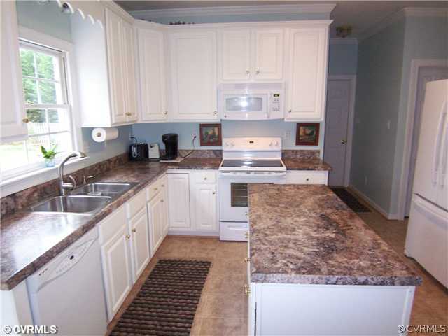 14101 Aldengate Road Midlothian, VA 23114 - Photo 8 of 21 Kitchen - Kitchen features new countertops, sink,