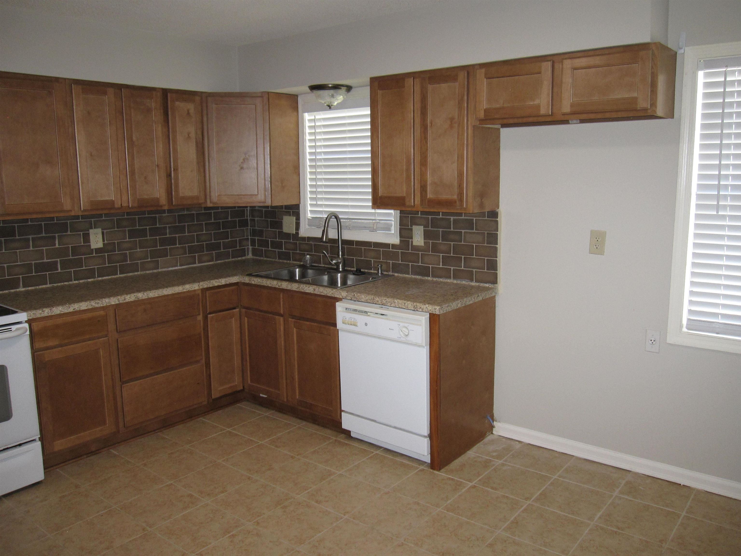 935 Poplar Leaf Road Collierville, TN 38017 - Photo 5 of 19