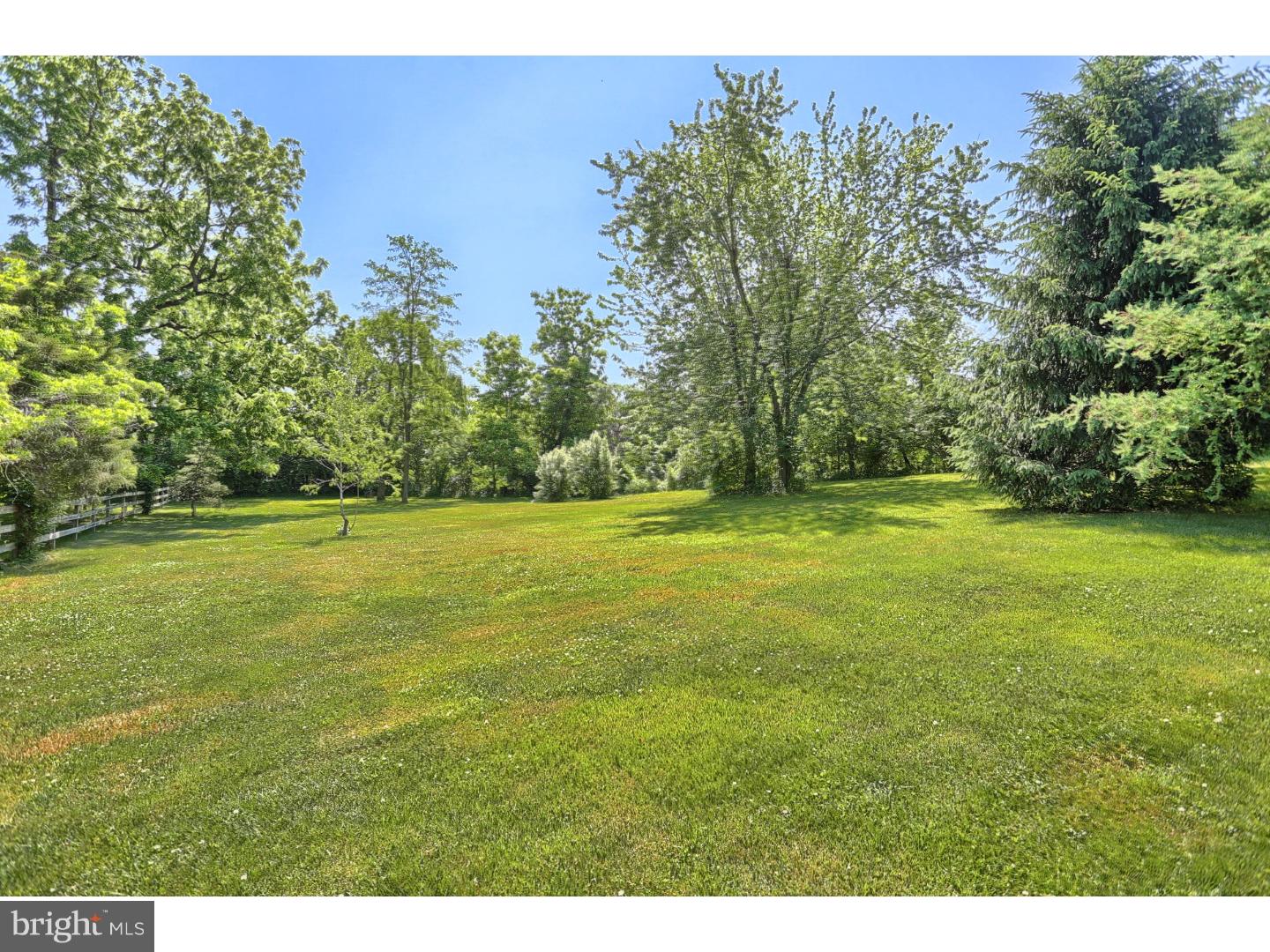 315 West Wesner Road Reading, PA 19605 - Photo 4 of 23 Back Yard