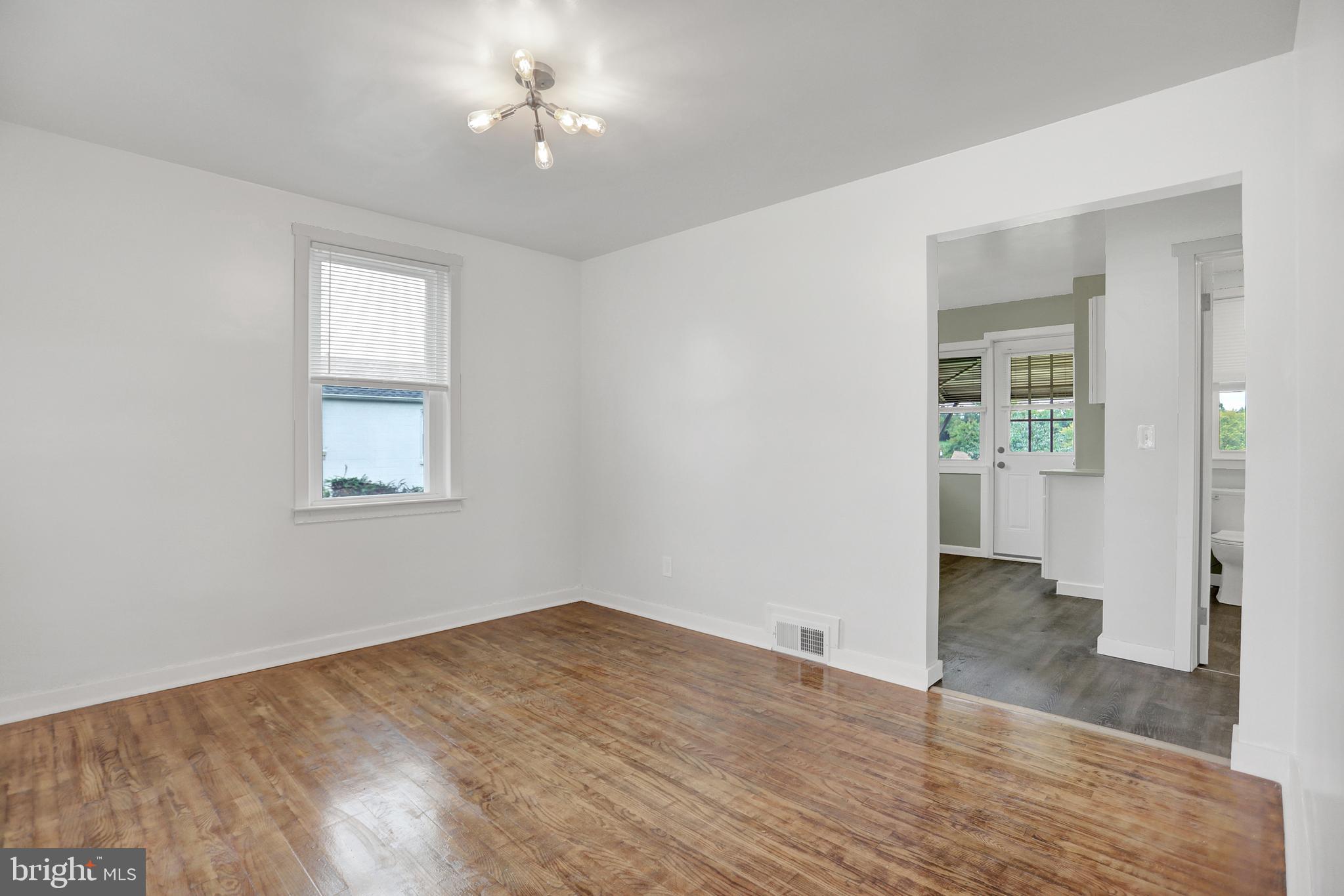 1309 Longview Avenue Rosedale, MD 21237 - Photo 15 of 34