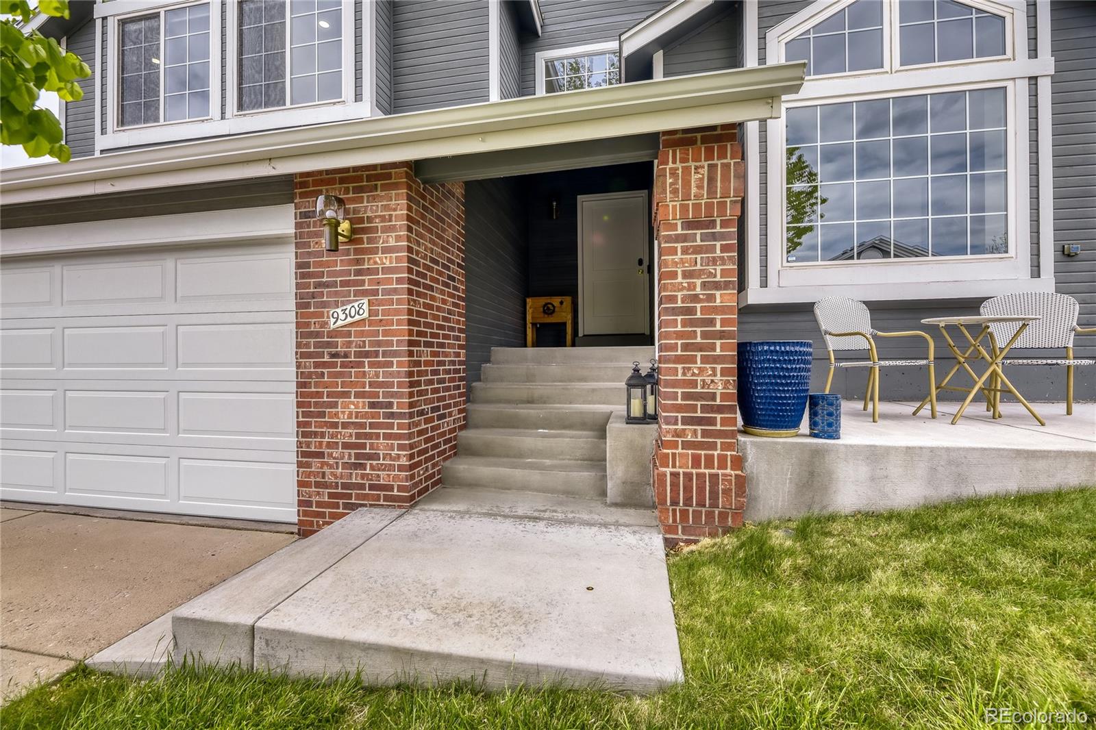 9308 Shadowglen Court Highlands Ranch, CO 80126 - Photo 2 of 34