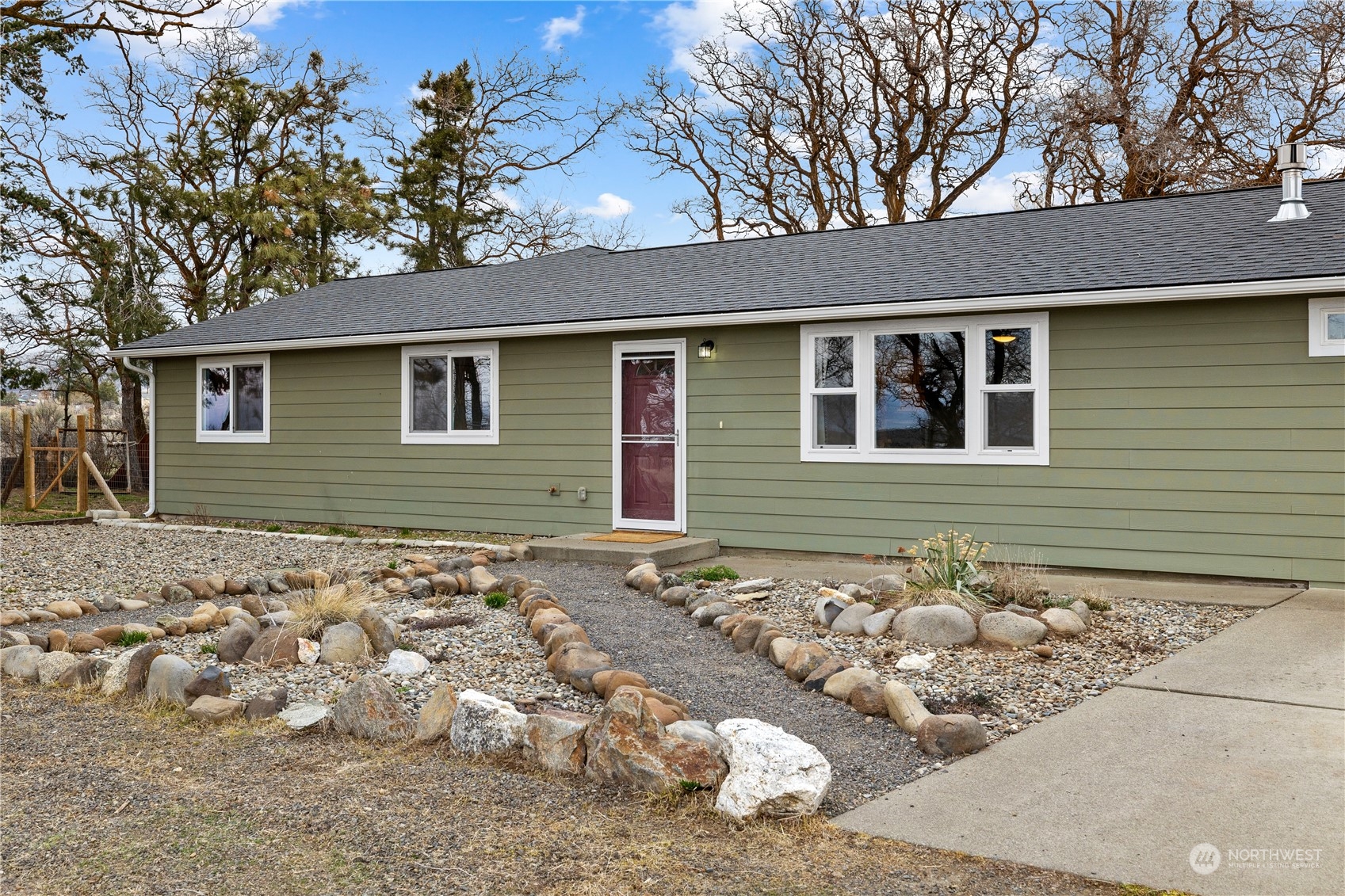 451 Thomas Road Ellensburg, WA 98926 - Photo 1 of 40 Gallery Image 1