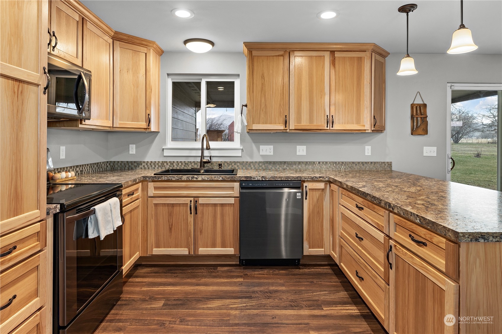 451 Thomas Road Ellensburg, WA 98926 - Photo 11 of 40 Gallery Image 11