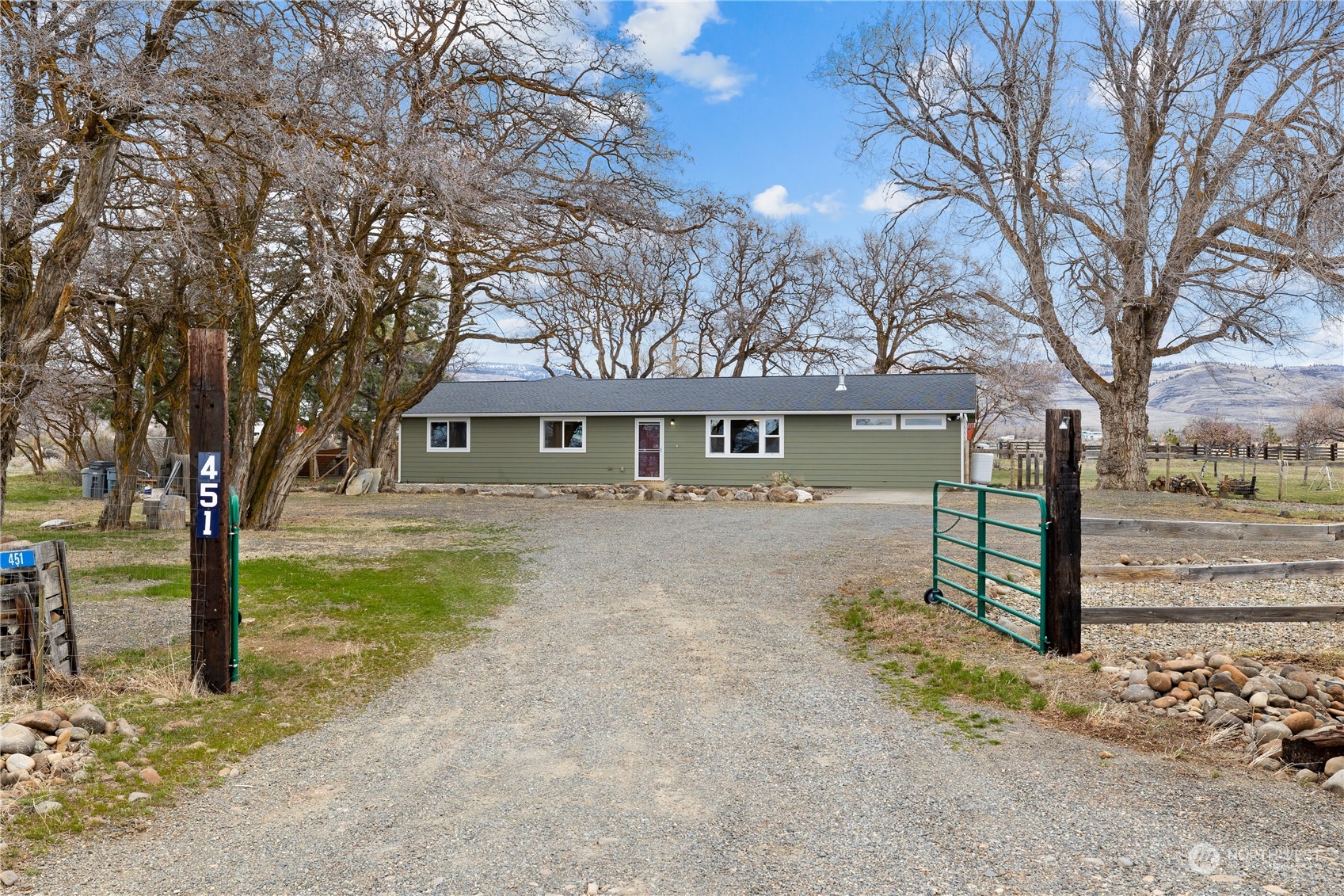 451 Thomas Road Ellensburg, WA 98926 - Photo 2 of 40 Gallery Image 2