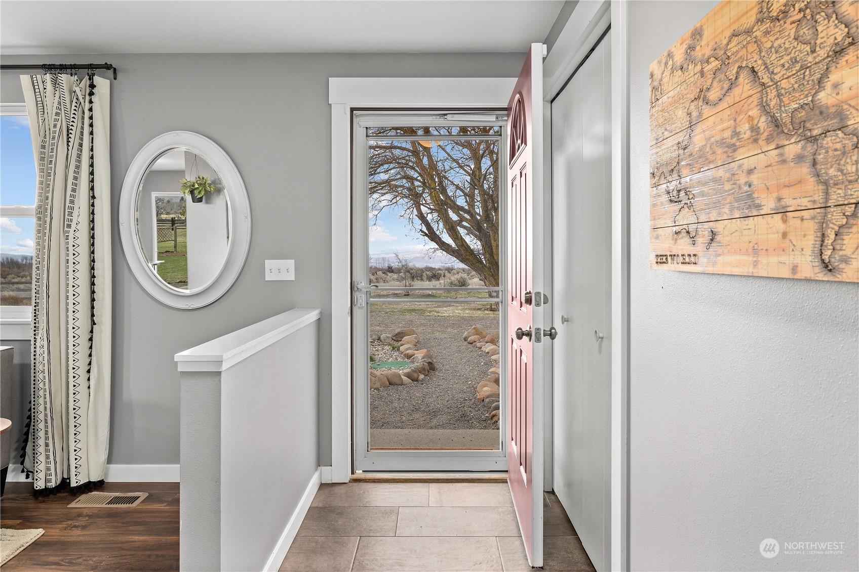 451 Thomas Road Ellensburg, WA 98926 - Photo 3 of 40 Gallery Image 3