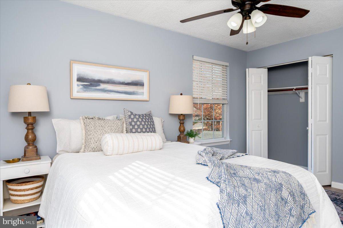 7804 East A E Shore Road Pasadena, MD 21122 - Photo 20 of 35