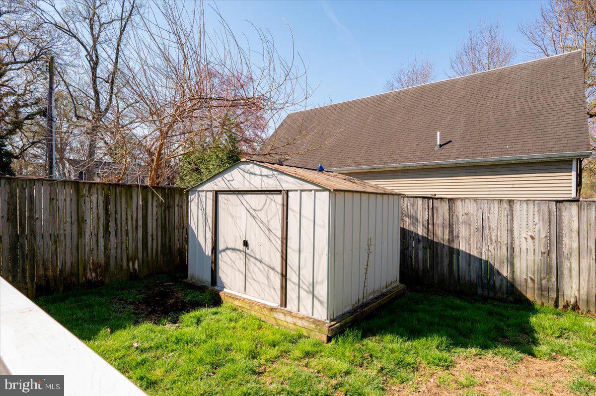 7804 East A E Shore Road Pasadena, MD 21122 - Photo 33 of 35 Storage Shed