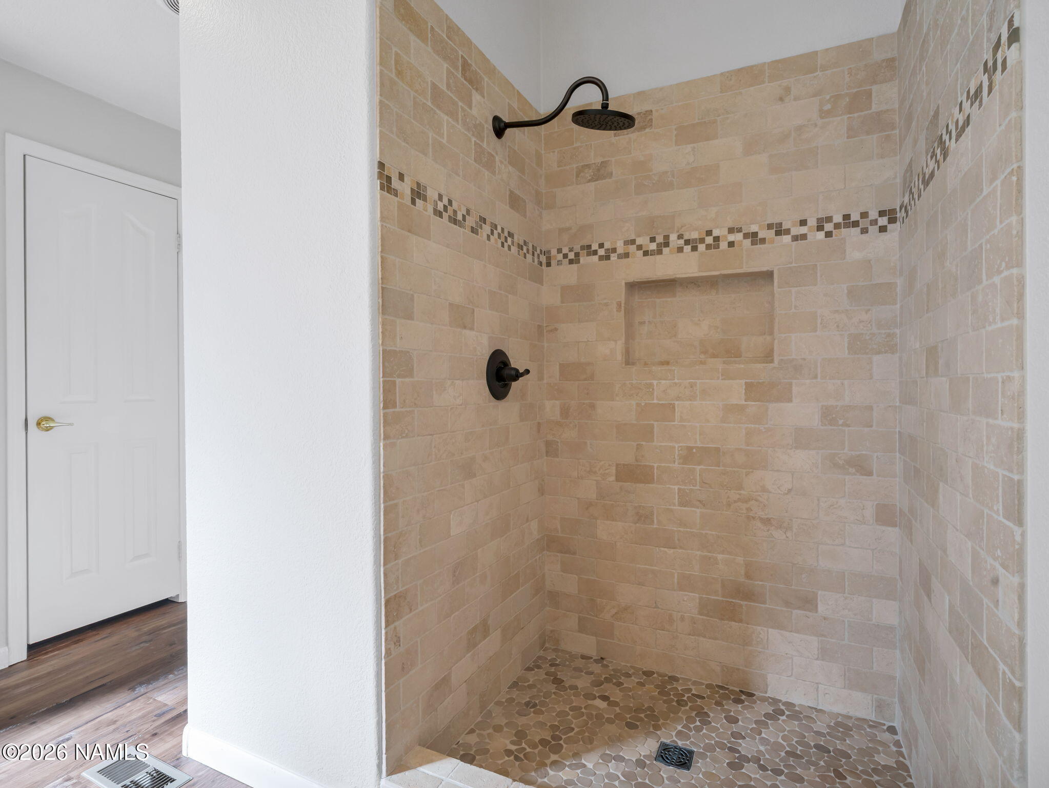 3095 North Peak View Road Williams, AZ 86046 - Photo 16 of 37 a bathroom with a shower