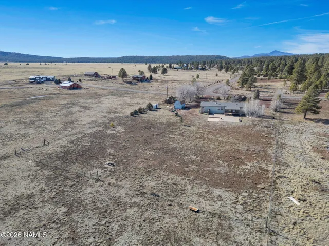 a view of a building with an outdoor space