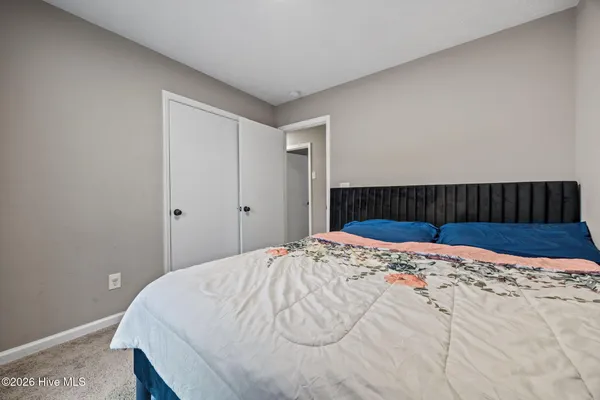 $2,000 | 38 Hallmark Drive, Spring Lake, NC 28390