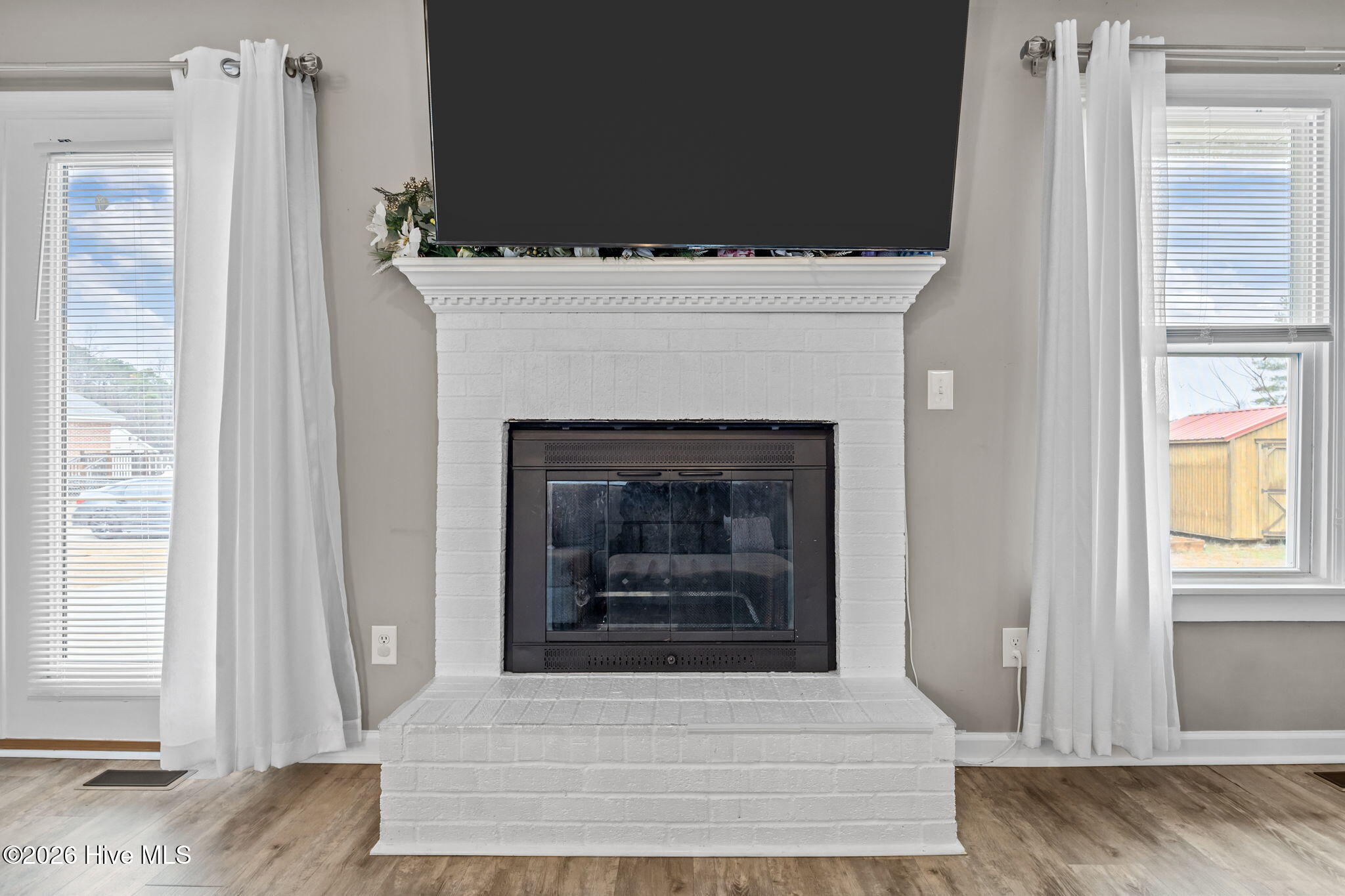 38 Hallmark Drive Spring Lake, NC 28390 - Photo 7 of 39 Living Room