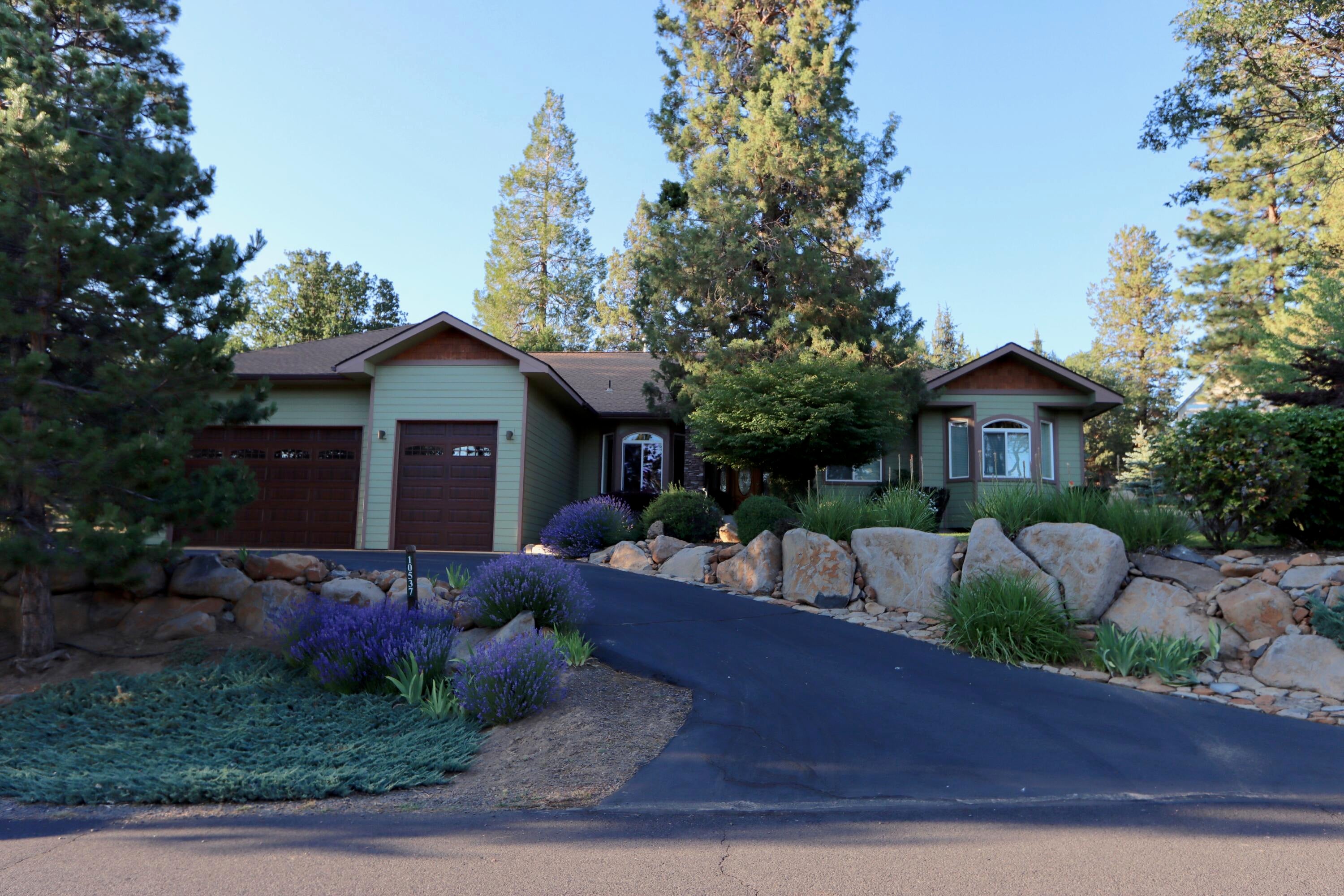 10537 Kestrel Road Klamath Falls, OR 97601 - Photo 3 of 46 IMG_1622 2