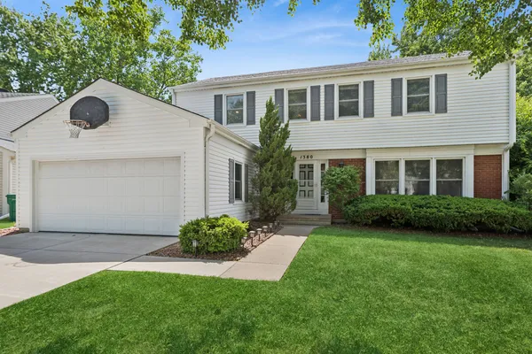 $595,000 | 1380 Logsdon Lane, Buffalo Grove, IL 60089