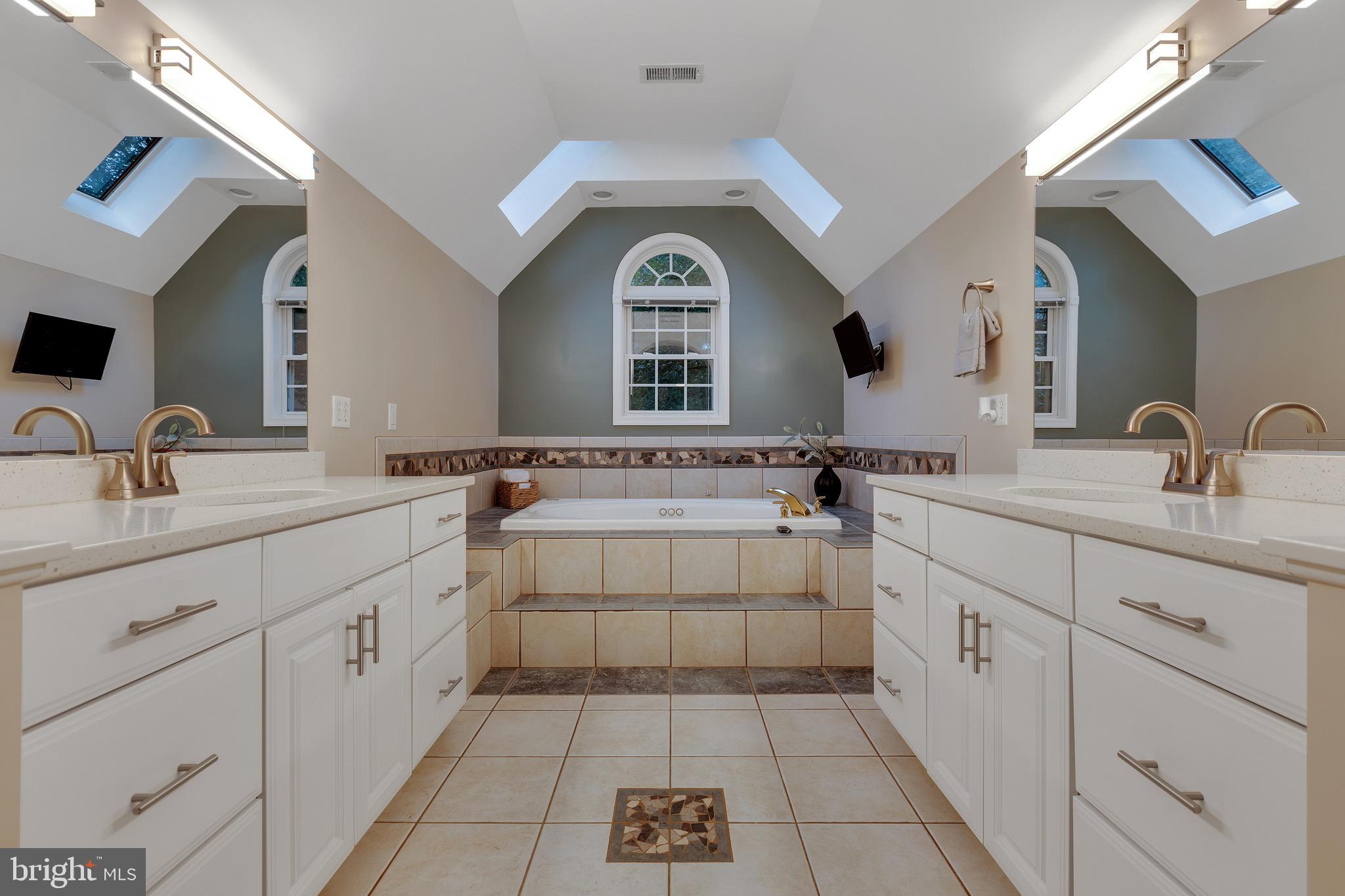 15807 Laughlin Lane Silver Spring, MD 20906 - Photo 16 of 38 Gallery Image 16