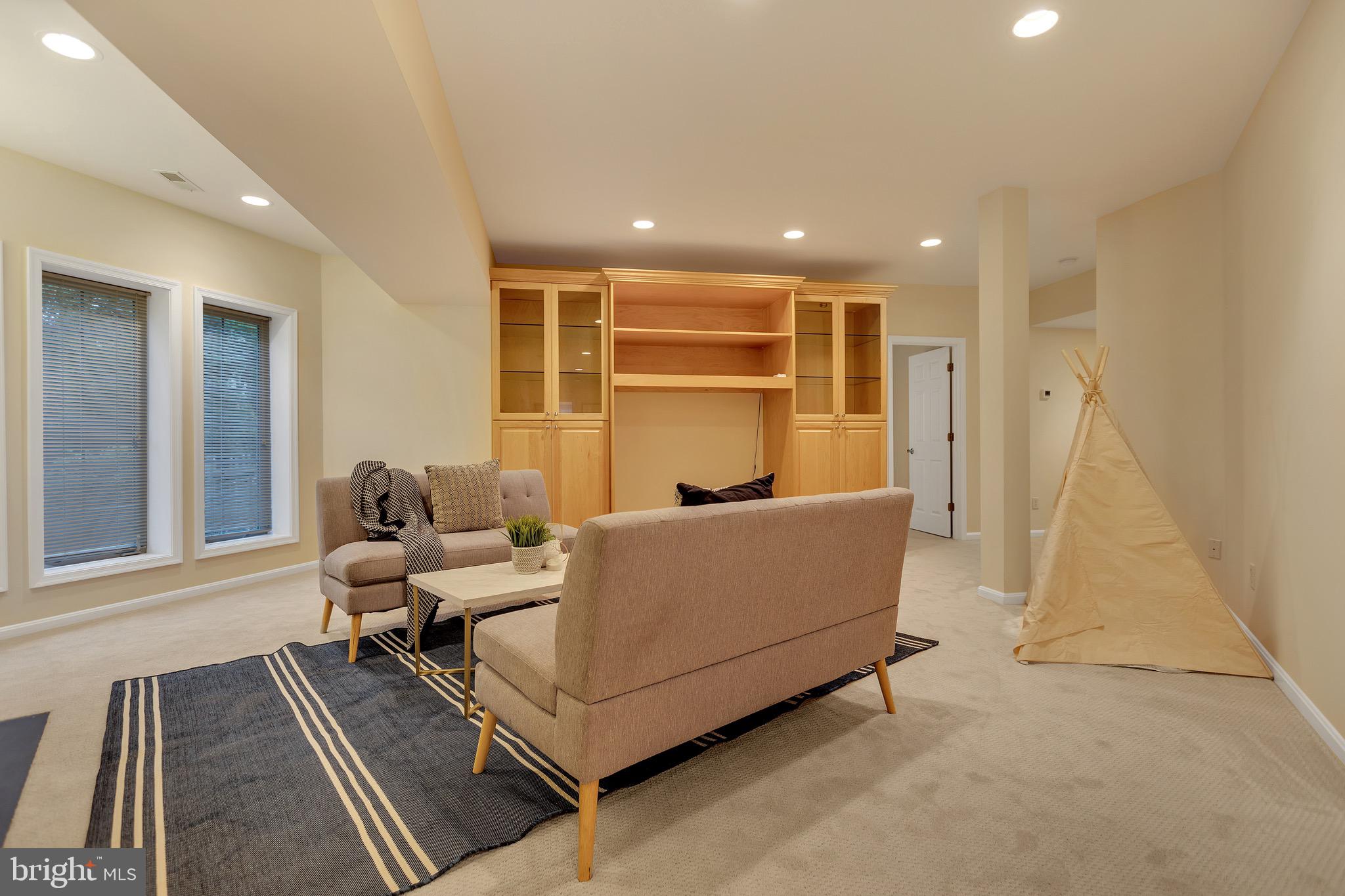 15807 Laughlin Lane Silver Spring, MD 20906 - Photo 27 of 38 Gallery Image 27