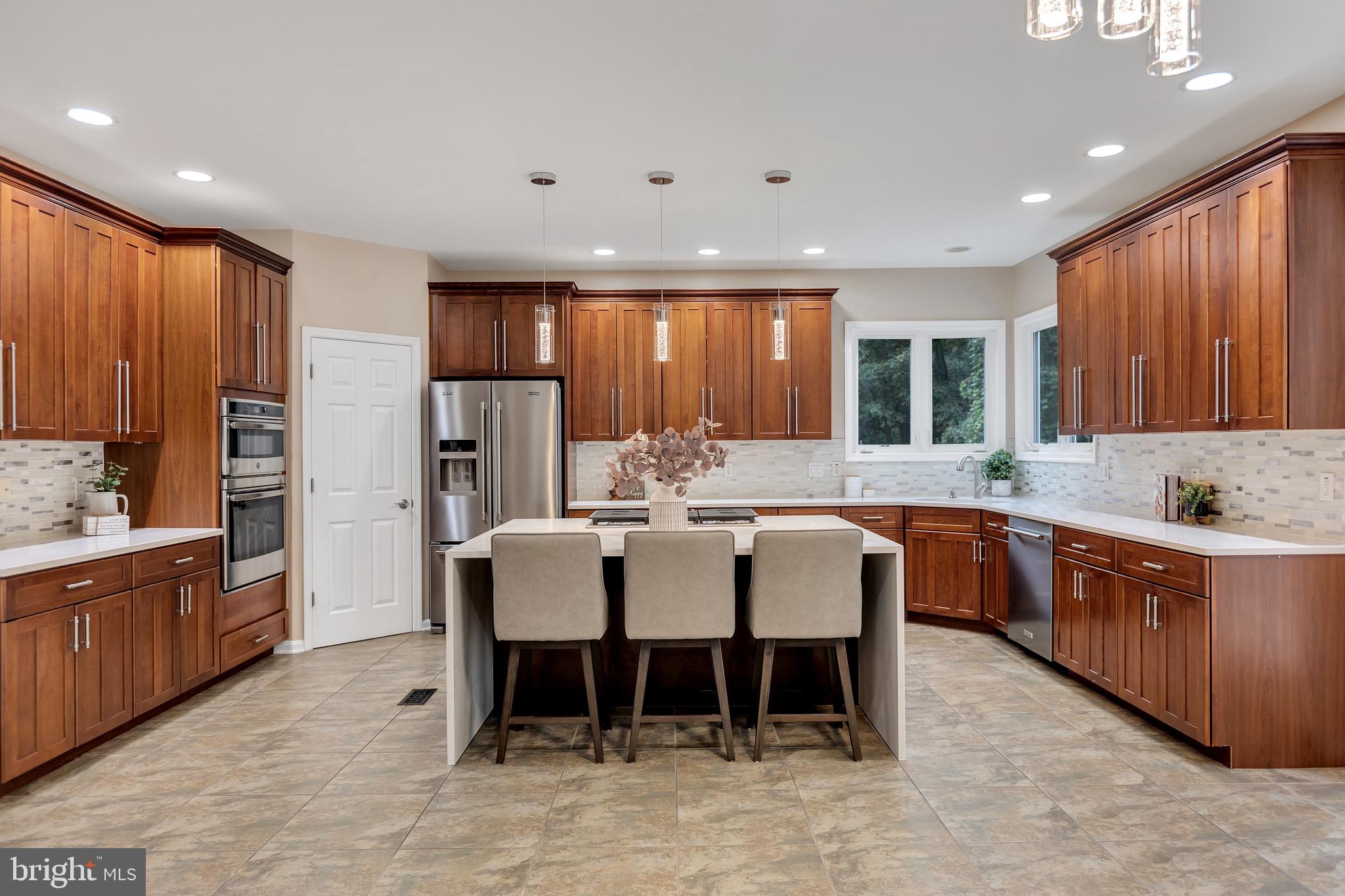 15807 Laughlin Lane Silver Spring, MD 20906 - Photo 8 of 38 Gallery Image 8