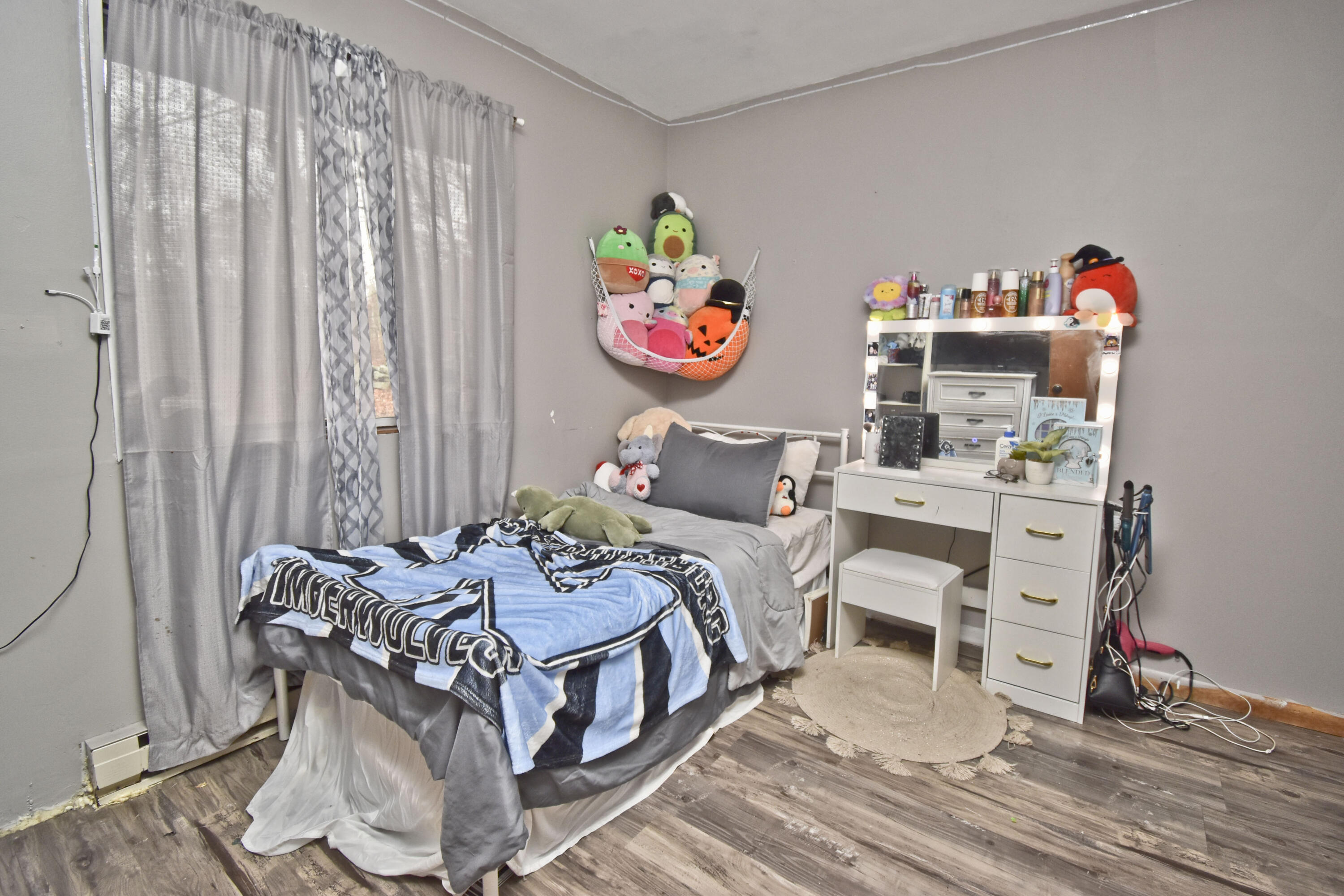 1152 Lancaster Drive Bushkill, PA 18324 - Photo 8 of 37 5 2nd Bed (1)