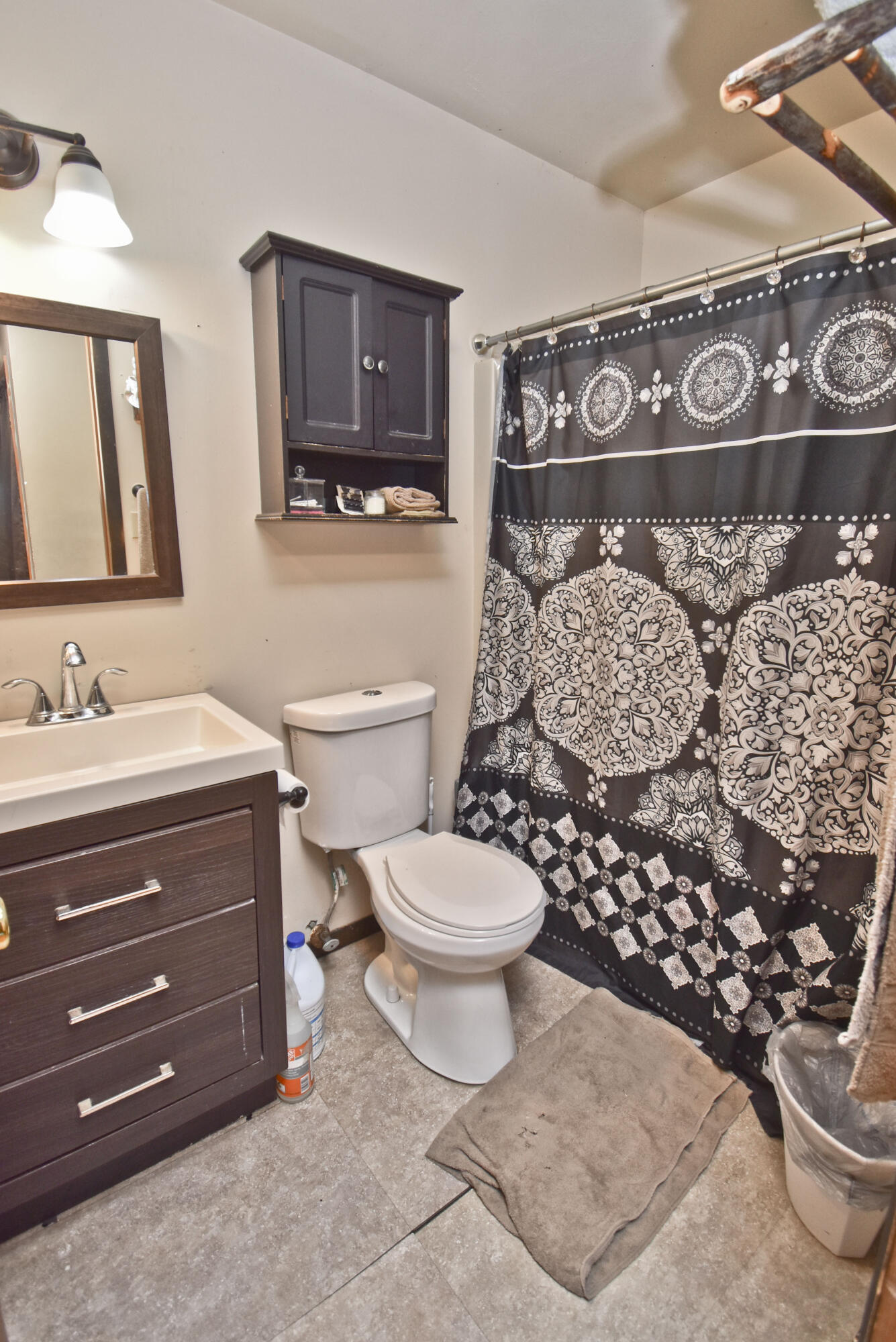 1152 Lancaster Drive Bushkill, PA 18324 - Photo 10 of 37 6 Bath