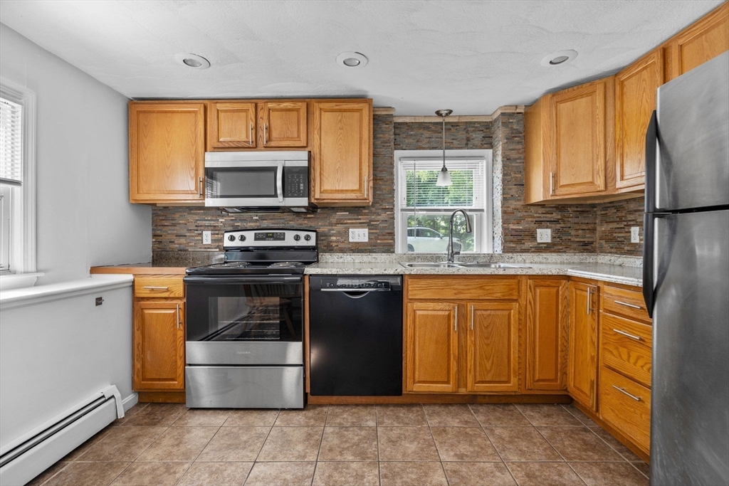 123 Cambridge Road, Unit A Woburn, MA 01801 - Photo 6 of 19 Gallery Image 6
