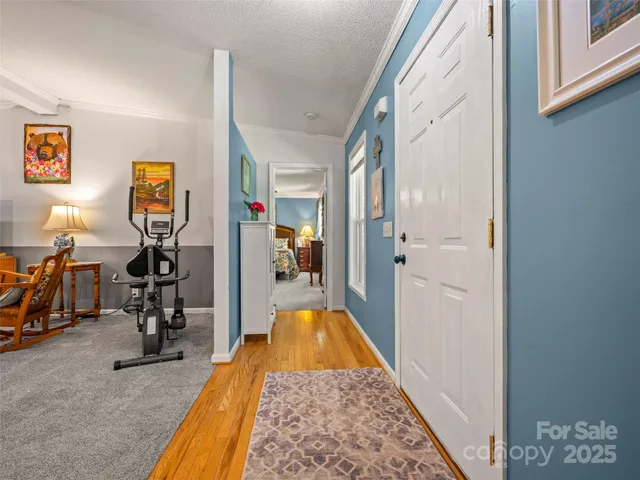 $420,500 | 224 Small Falls Lane, Saluda, NC 28773