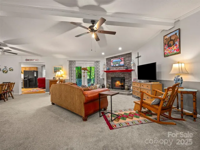 $420,500 | 224 Small Falls Lane, Saluda, NC 28773